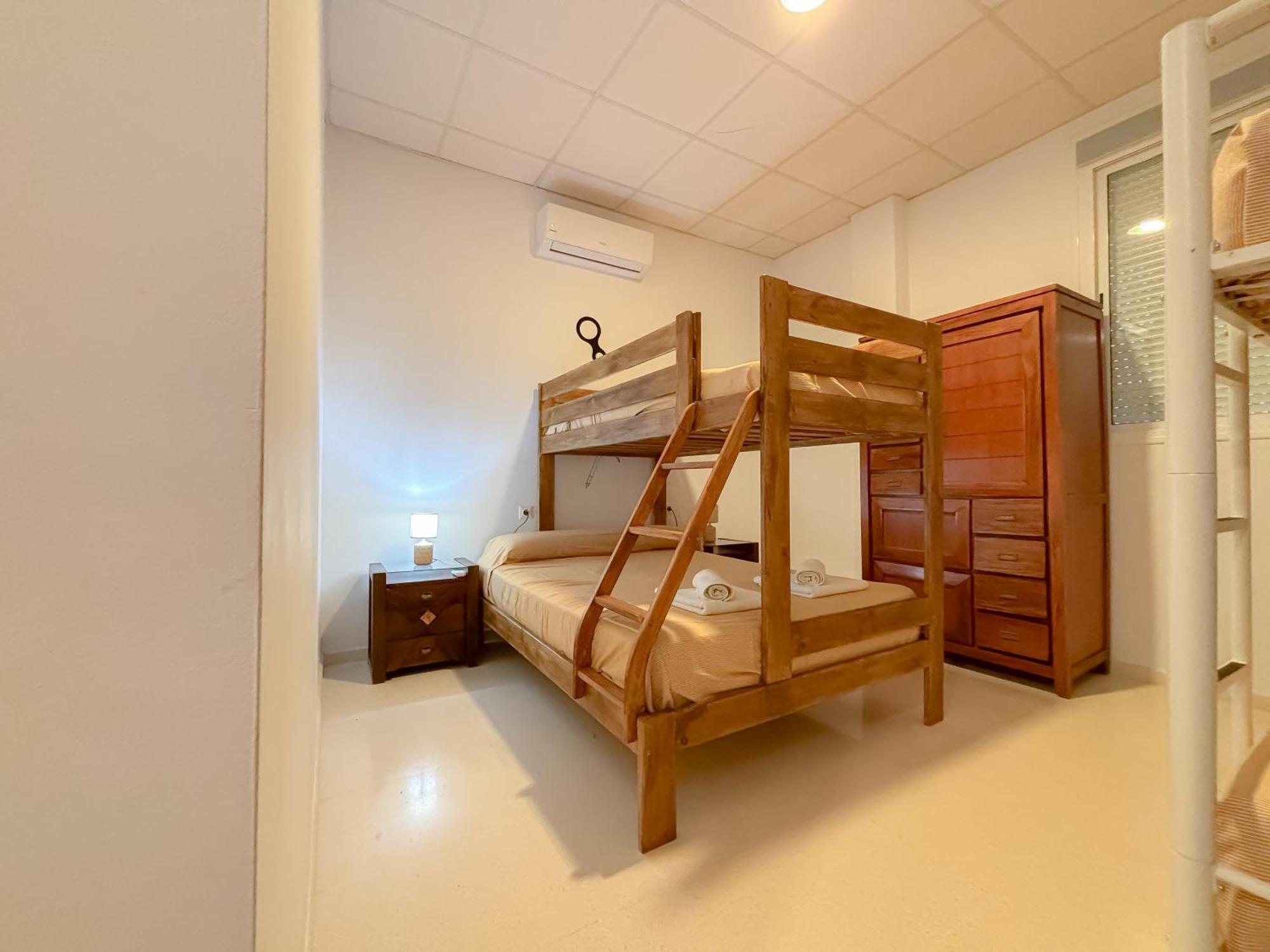 Albergue Multiaventura Active Andalucia Almodóvar del Río 외부 사진